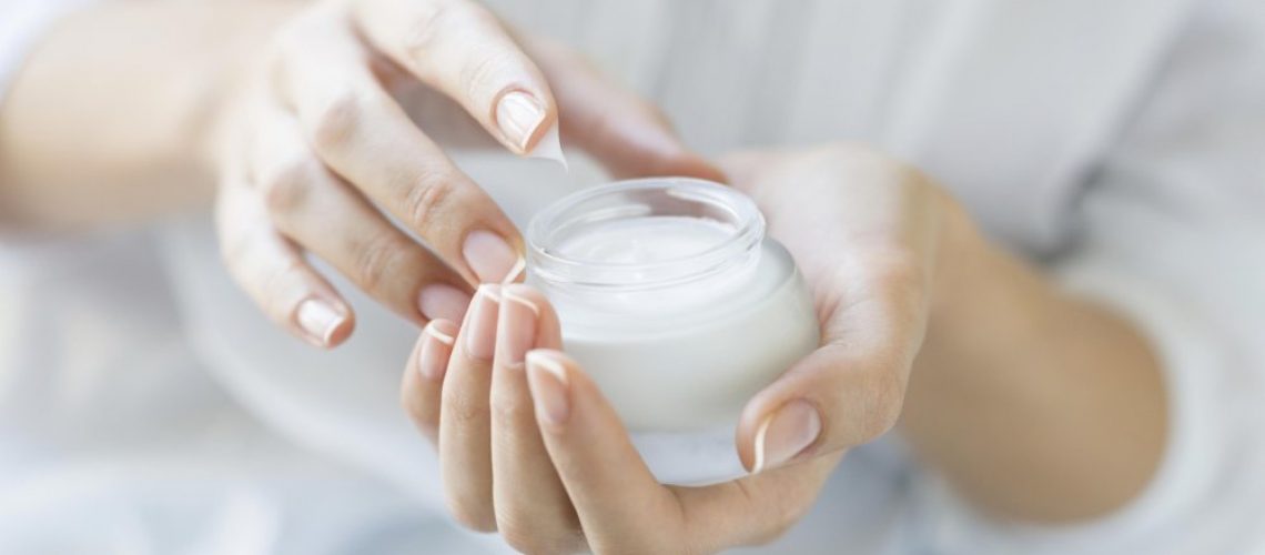 cosmétiques industriels nocifs
